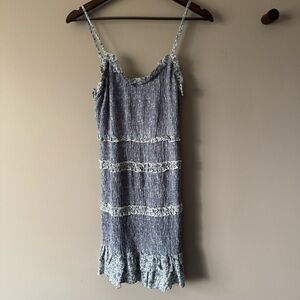 SIM & SAM DITSY FLORAL RUFFLED DRESS SIZE MEDIUM BLUE